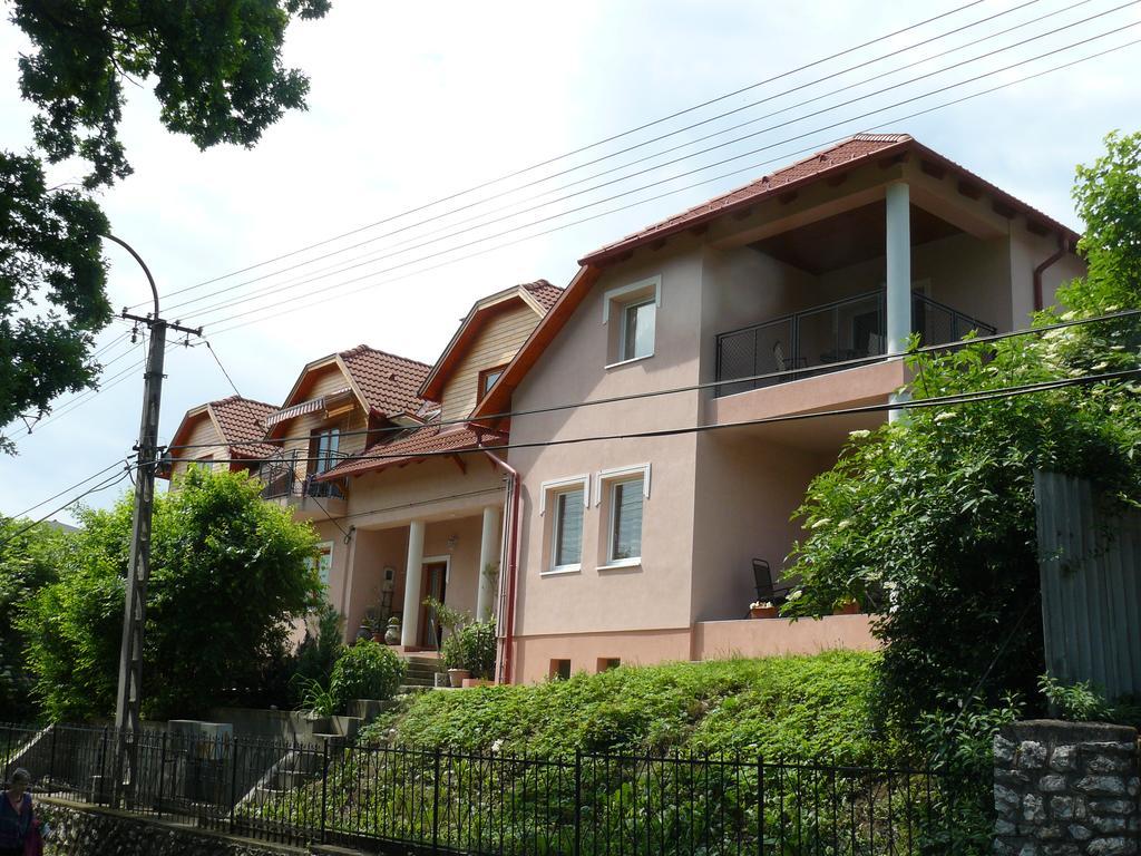 Hejő Apartman Miskolc Bagian luar foto