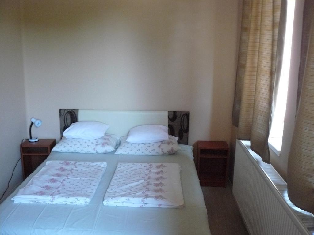 Hejő Apartman Miskolc Bagian luar foto