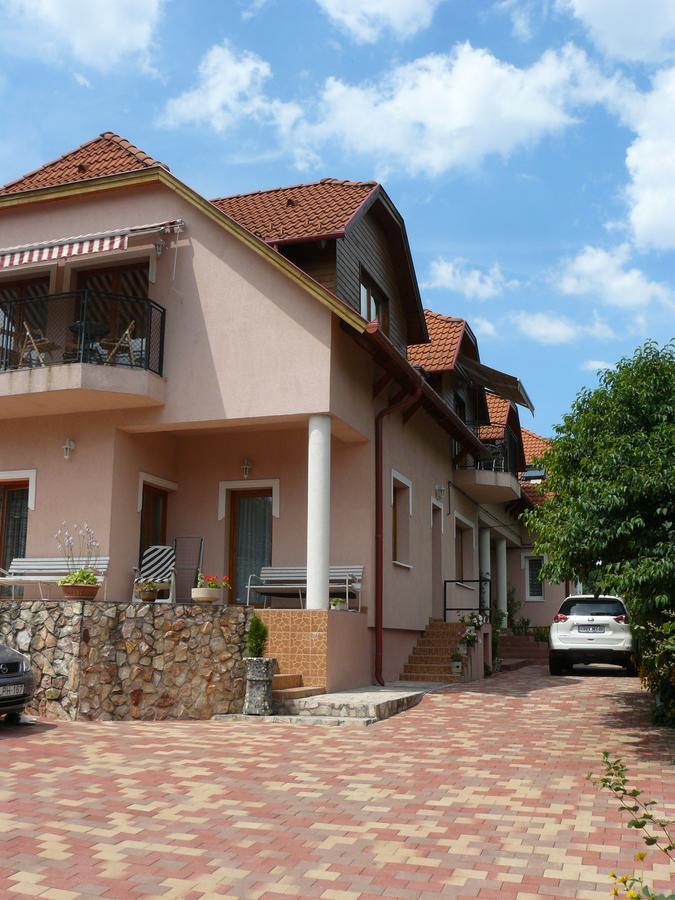 Hejő Apartman Miskolc Bagian luar foto